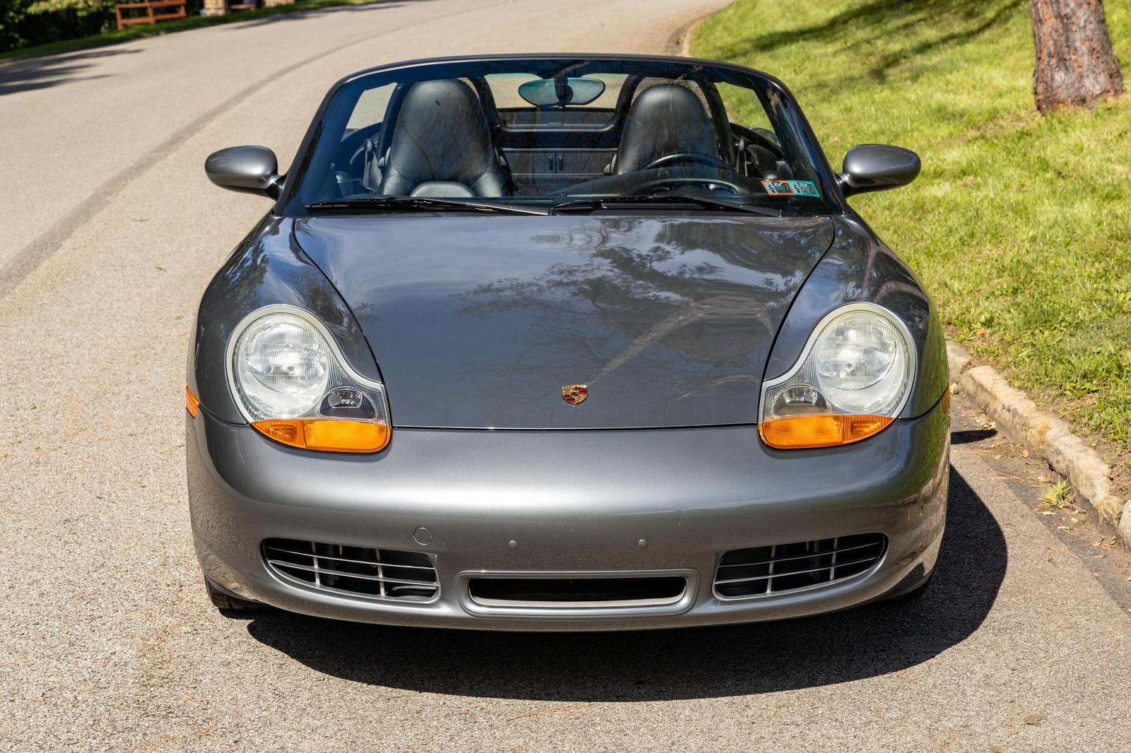 Cars & Bids · 1999 Porsche Boxster · 3vW4RDRj
