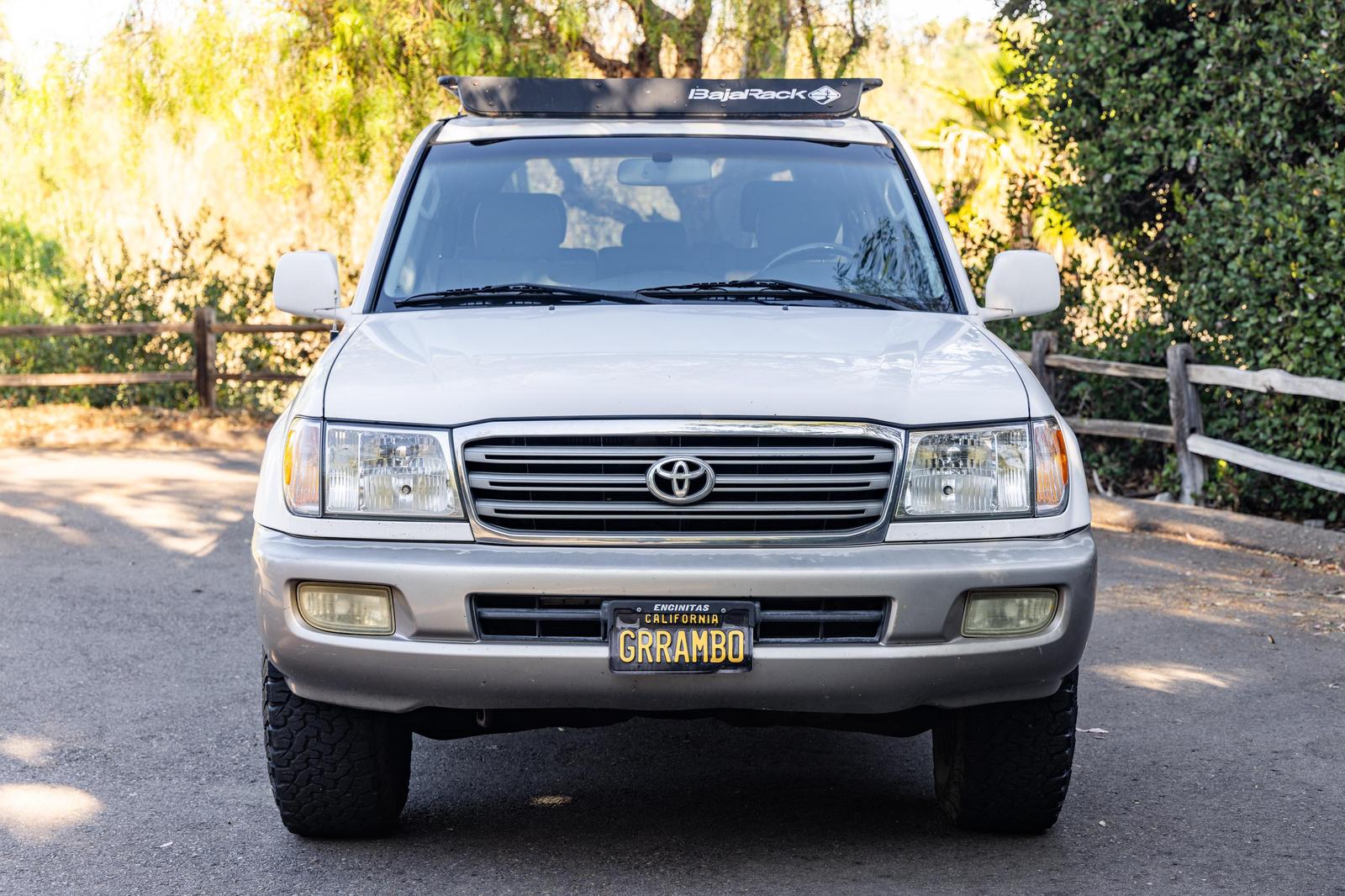 Cars & Bids · 2006 Toyota Land Cruiser · 3yE1kxDy