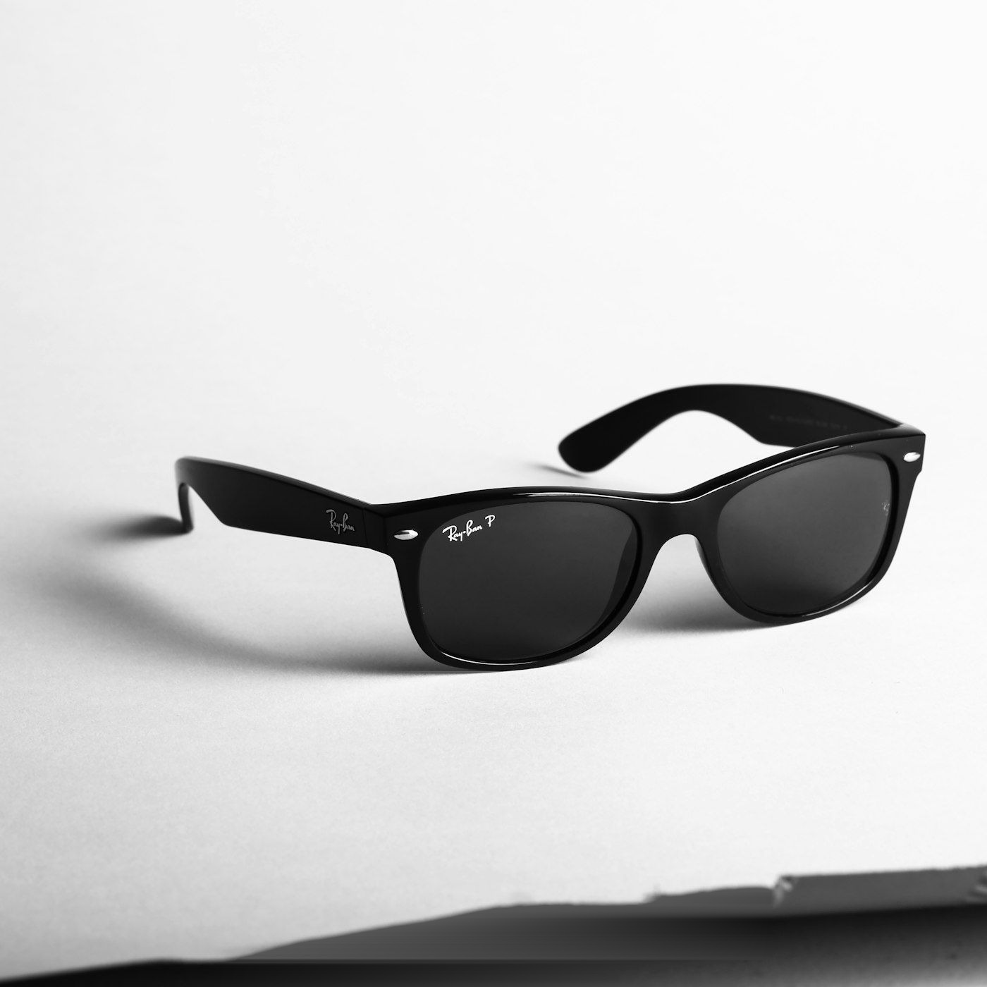 Ray-Ban Wayfarer pair lot
