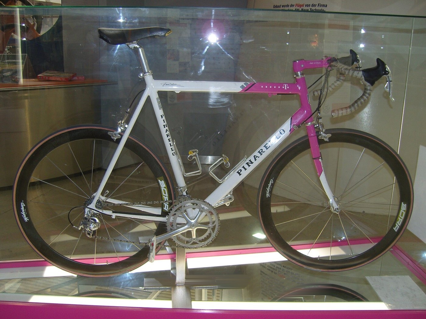 Trek Domane AL 2 road bike