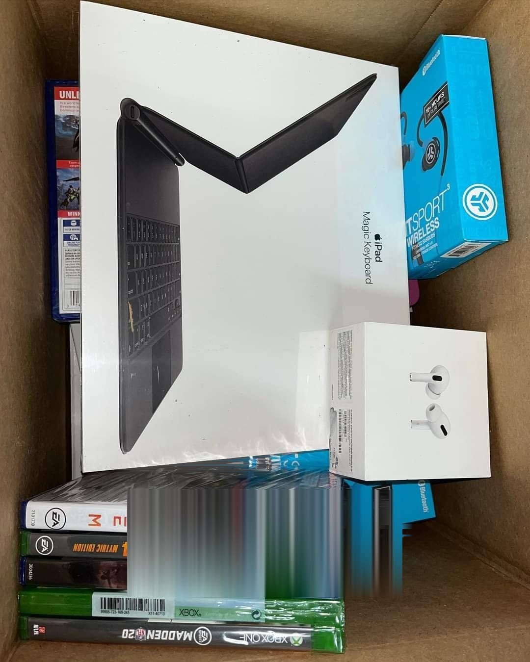 Liquidation · Amazon mystery box Liquidation Pallet · MPL-000112