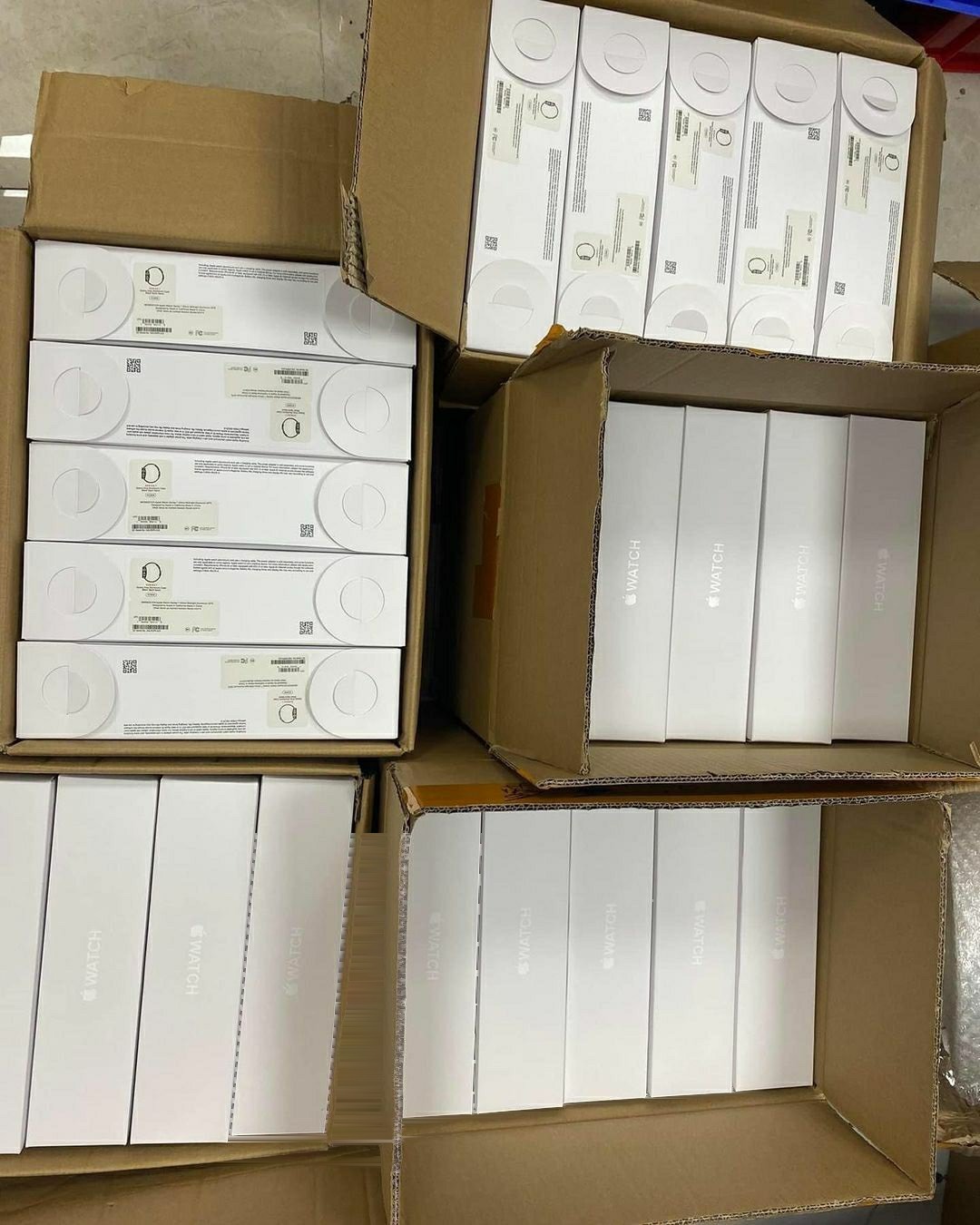 Liquidation · Wholesale Apple Watch Pallets · MPL-000163