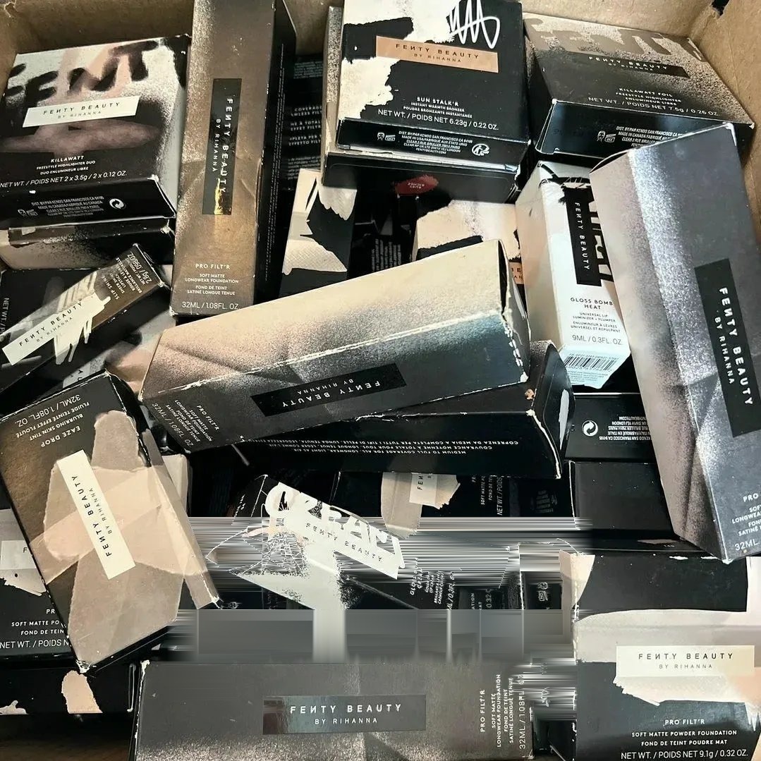 Liquidation · Wholesale High end Cosmetics pallets · MPL-000134