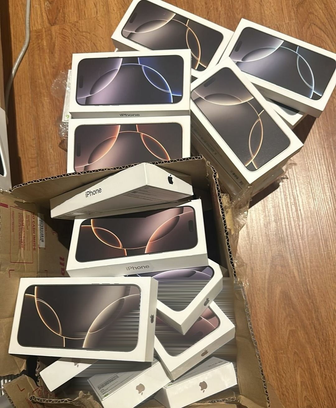 Liquidation · Iphone 16 pro max Liquidation Pallet · MPL-000008