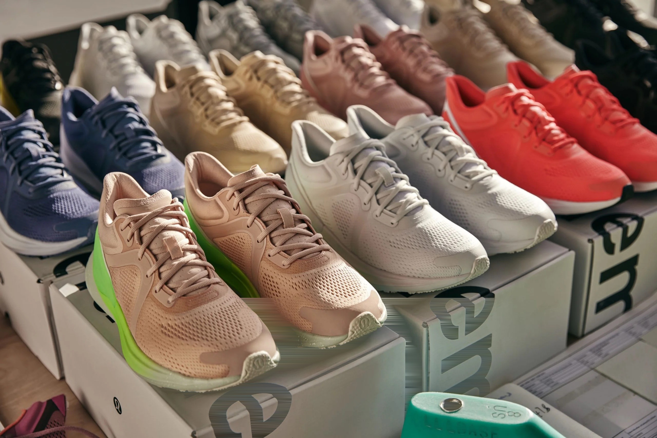 Liquidation · Lululemon shoes Liquidation Pallet · MPL-000231